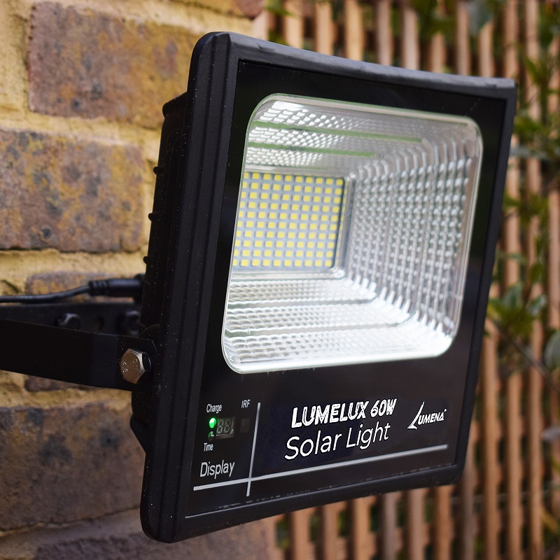 Lumelux solar flood light